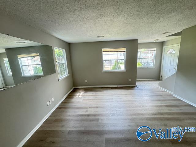 Building Photo - 2713 Clayton Dr NW