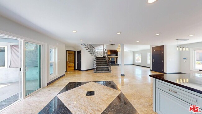 Building Photo - 4272 Don Jose Dr