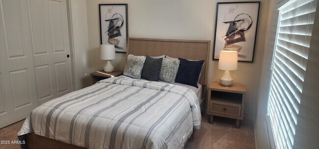 Building Photo - 26704 W McRae Dr