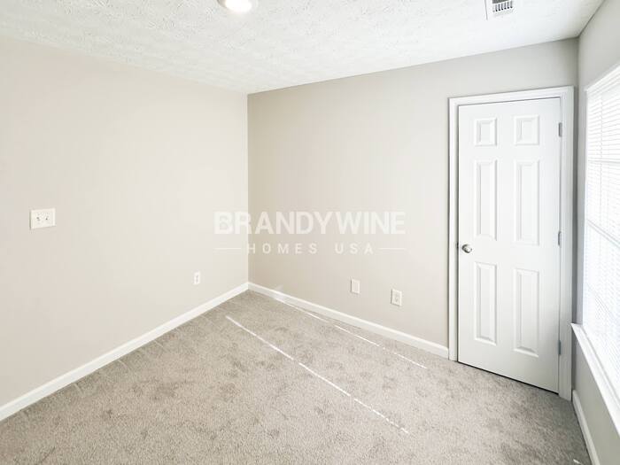 Building Photo - 5210 Summer Brooke Ct