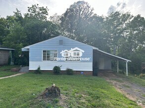 Building Photo - 1520 17th Way SW