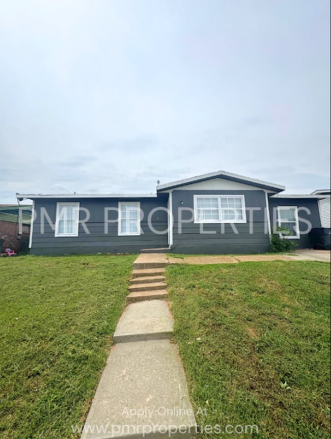 Primary Photo - 4 Bedrooms - 1 Bathroom House.