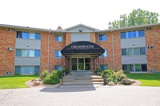 Building Photo - Crosswoods Apartments