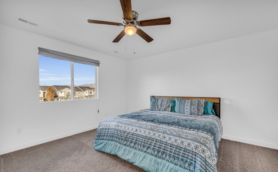 Building Photo - 91 E Legacy Pky