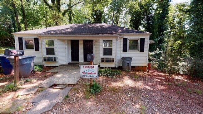 Primary Photo - 369 Palmer St