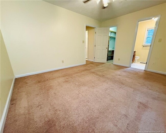 Building Photo - 5086 Summer Ridge Rd