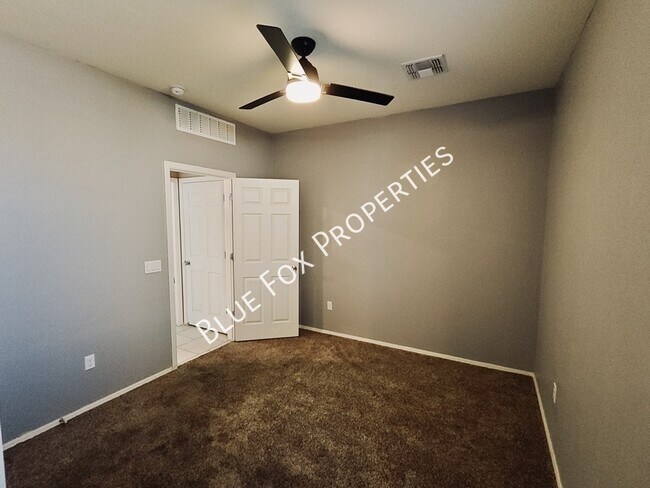 Building Photo - 6524 S Calle Diablo Dr