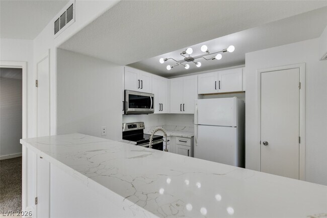 Building Photo - 2300 E Silverado Ranch Blvd