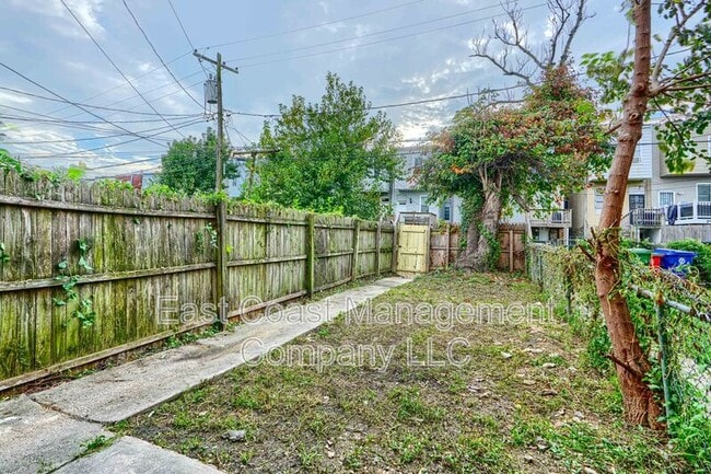 Building Photo - 1726 N Bentalou St