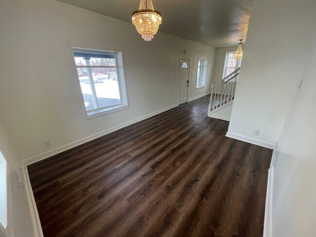 Building Photo - Charming home in Beautiful Brigham City!