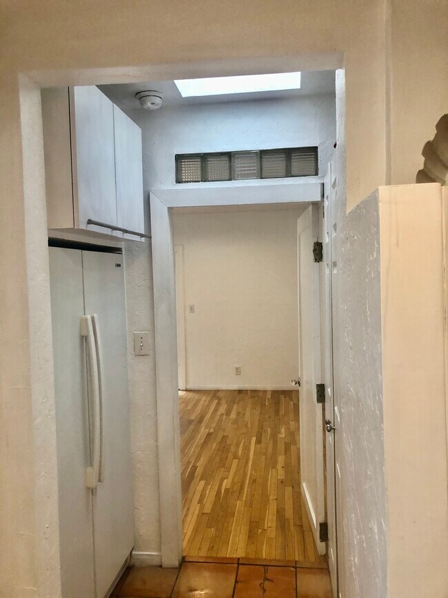 Kitchen's pantry area with side/side fridge - 6107 Saturn St
