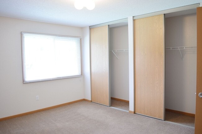 Building Photo - Two Bedroom Appaloosa Suite