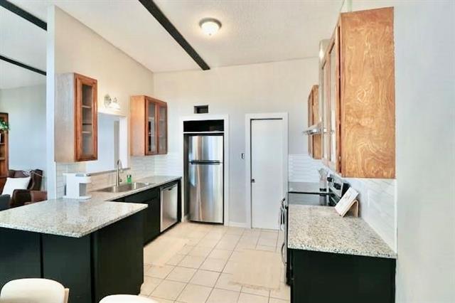 Building Photo - 2708 Mc Cart Ave