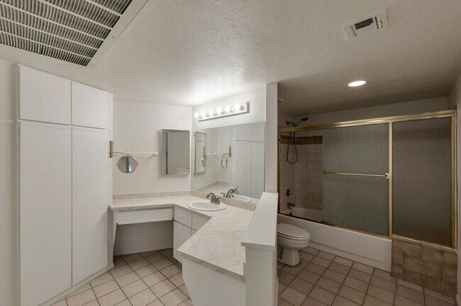Building Photo - Charming 2 Bedroom, 2 Bathroom in Fountain Hills, AZ