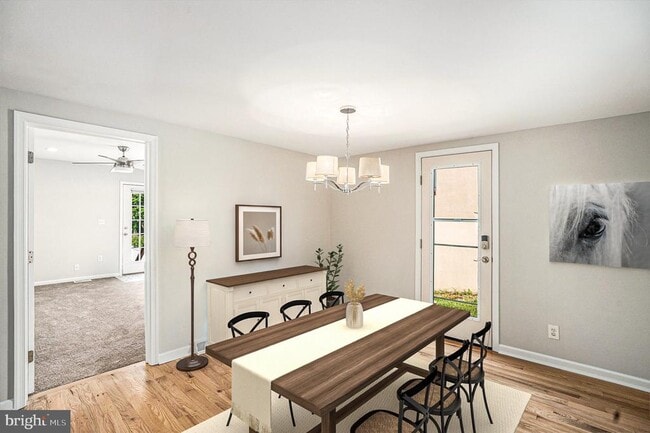 Building Photo - 235 Roberts Ave