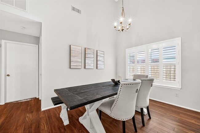 Building Photo - 5814 N Magazine Cir