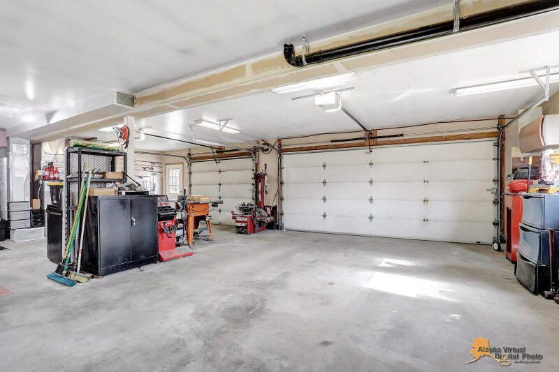 Building Photo - 5450 E Alder Dr