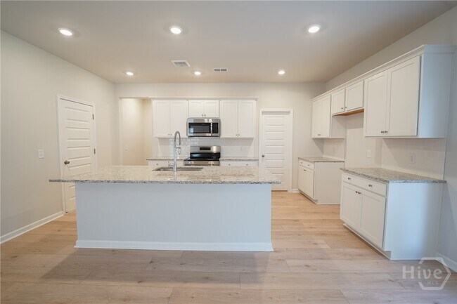 Building Photo - 128 Amethyst Dr