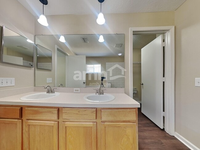 Building Photo - 10523 Egret Haven Ln