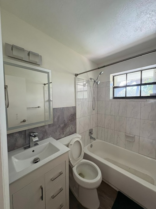 Building Photo - 2911 NW 11th St