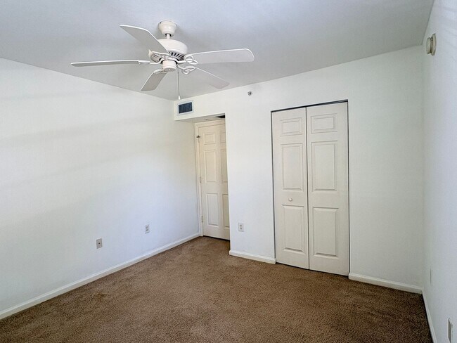 Building Photo - 4127 Residence Drive
