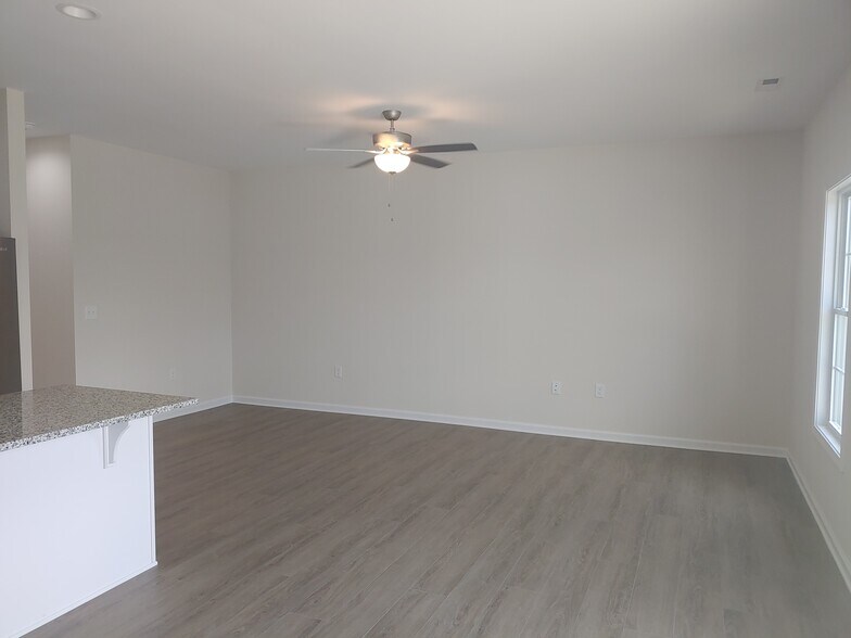 Living room area - 6138 Warren Newcomb Dr