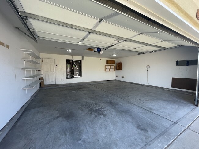 Building Photo - 10538 Olympic St NW