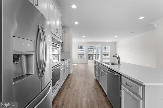 Building Photo - 6094 Camerons Ferry Dr