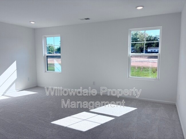 Building Photo - 2300 Oakwood Mdws Ct