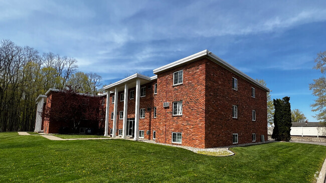 Building Photo - Homestead Apartments