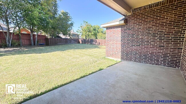 Building Photo - YOUR 3-BED, 2-BATH DREAM HOME AWAITS IN GRAND PRAIRIE