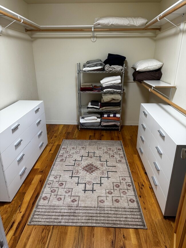 Building Photo - 78 Jameson Dr