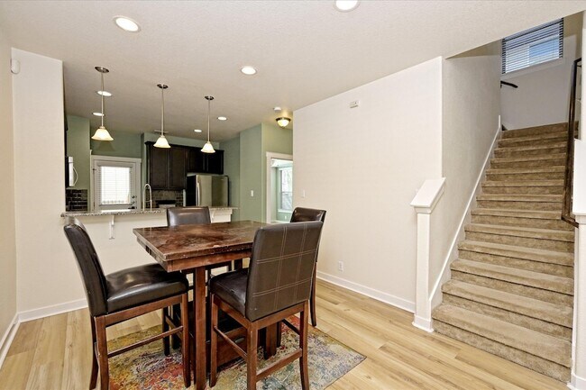 Building Photo - 2101 Rivers Edge Way