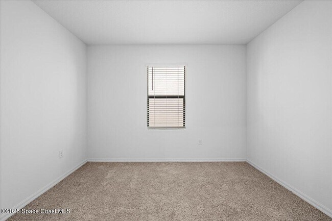 Building Photo - 1854 Capital Dr