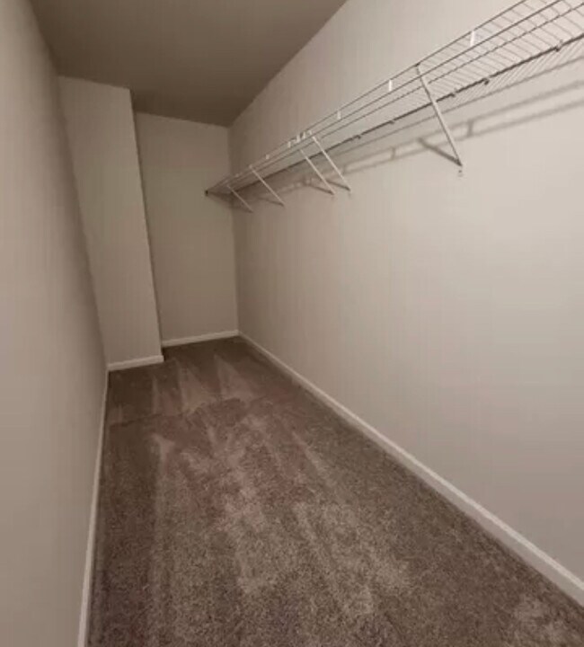 Building Photo - 4031 Penwood Pl