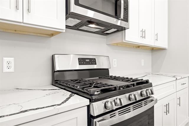 Building Photo - 9020 Creek Run Rd