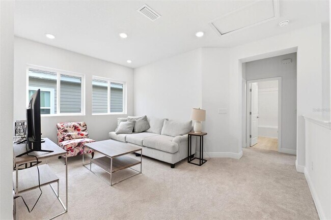 Building Photo - 28905 Orange Berry Dr