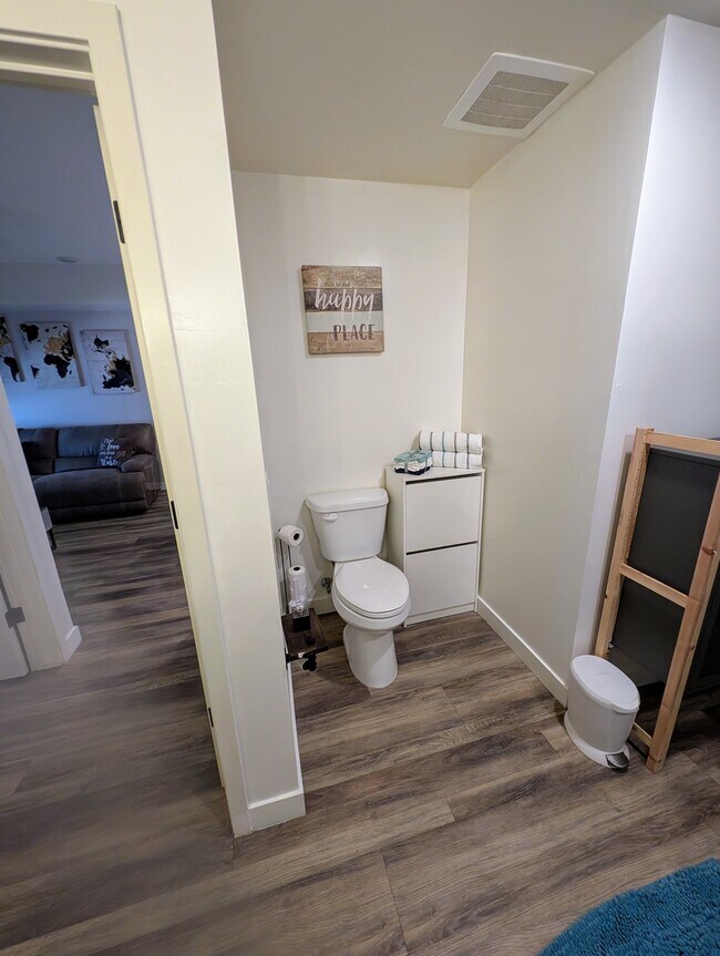 Building Photo - 475 N 9th St