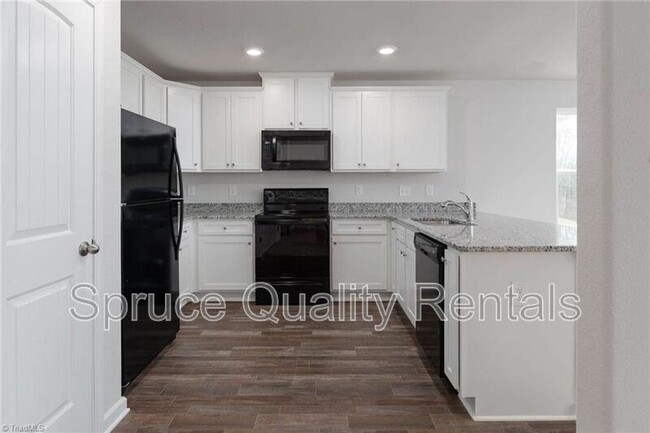 Building Photo - 2232 Balmore Ave