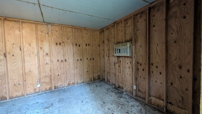 Building Photo - 203 Johns Rd