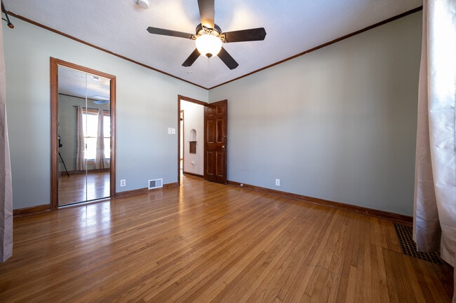 Building Photo - 6045 3rd Ave S