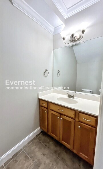 Building Photo - 13 Brown Estates Dr