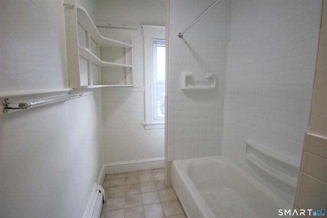 Building Photo - 19 Nesbit Ave