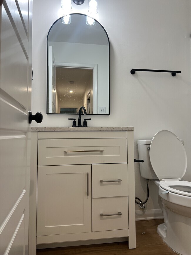 Building Photo - 626 Georgia Ave