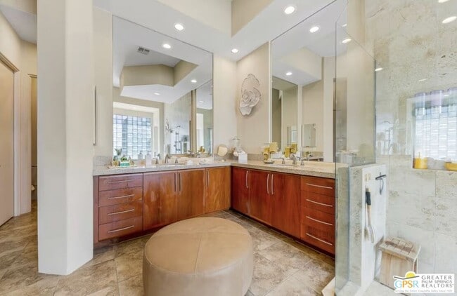 Building Photo - 79800 Vía Sin Cuidado