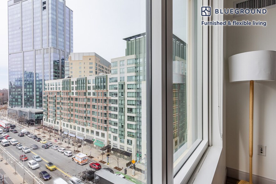 Building Photo - 1350 Boylston St