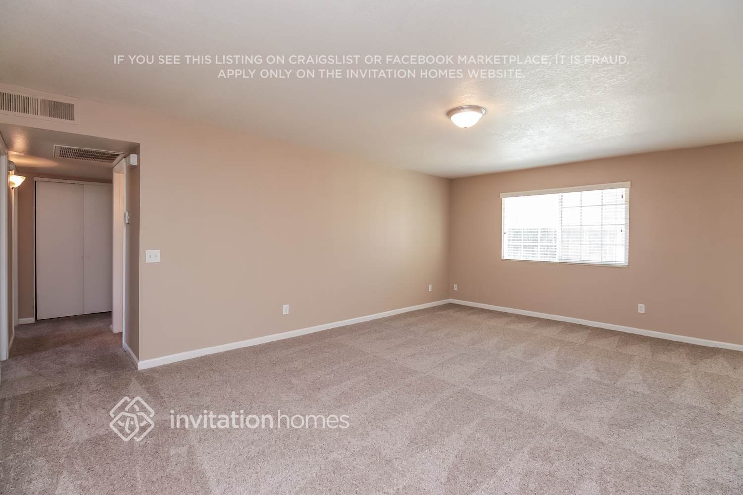 Building Photo - 8925 W Meadowbrook Ave