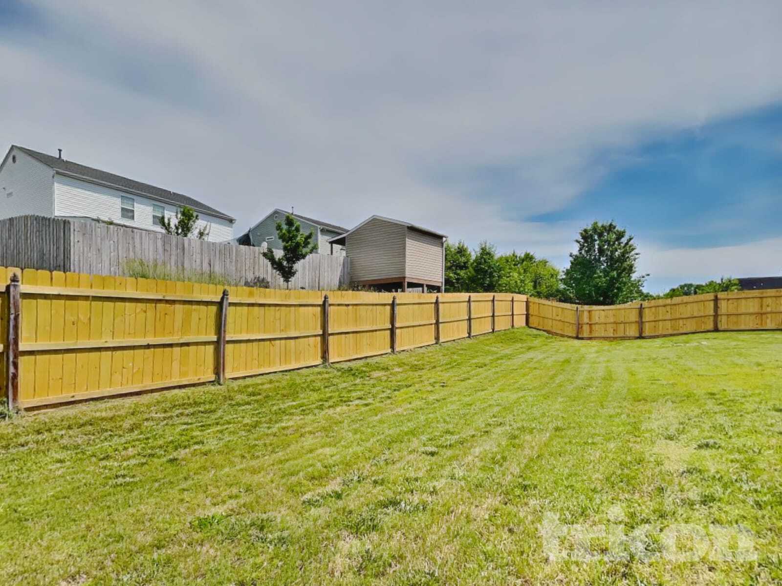 Building Photo - 2048 Lauren Woods Dr