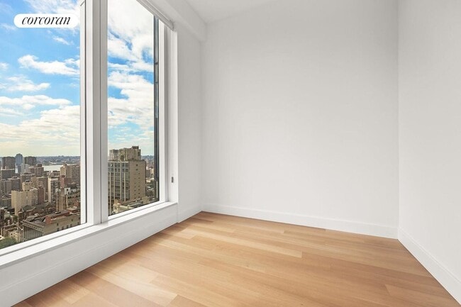 Building Photo - 15 E 30th St