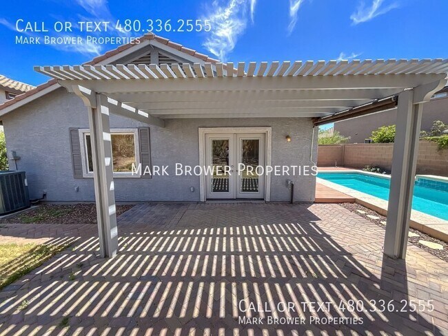 Building Photo - 22264 W Antelope Trail
